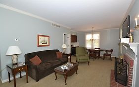 Century Suites Bloomington In